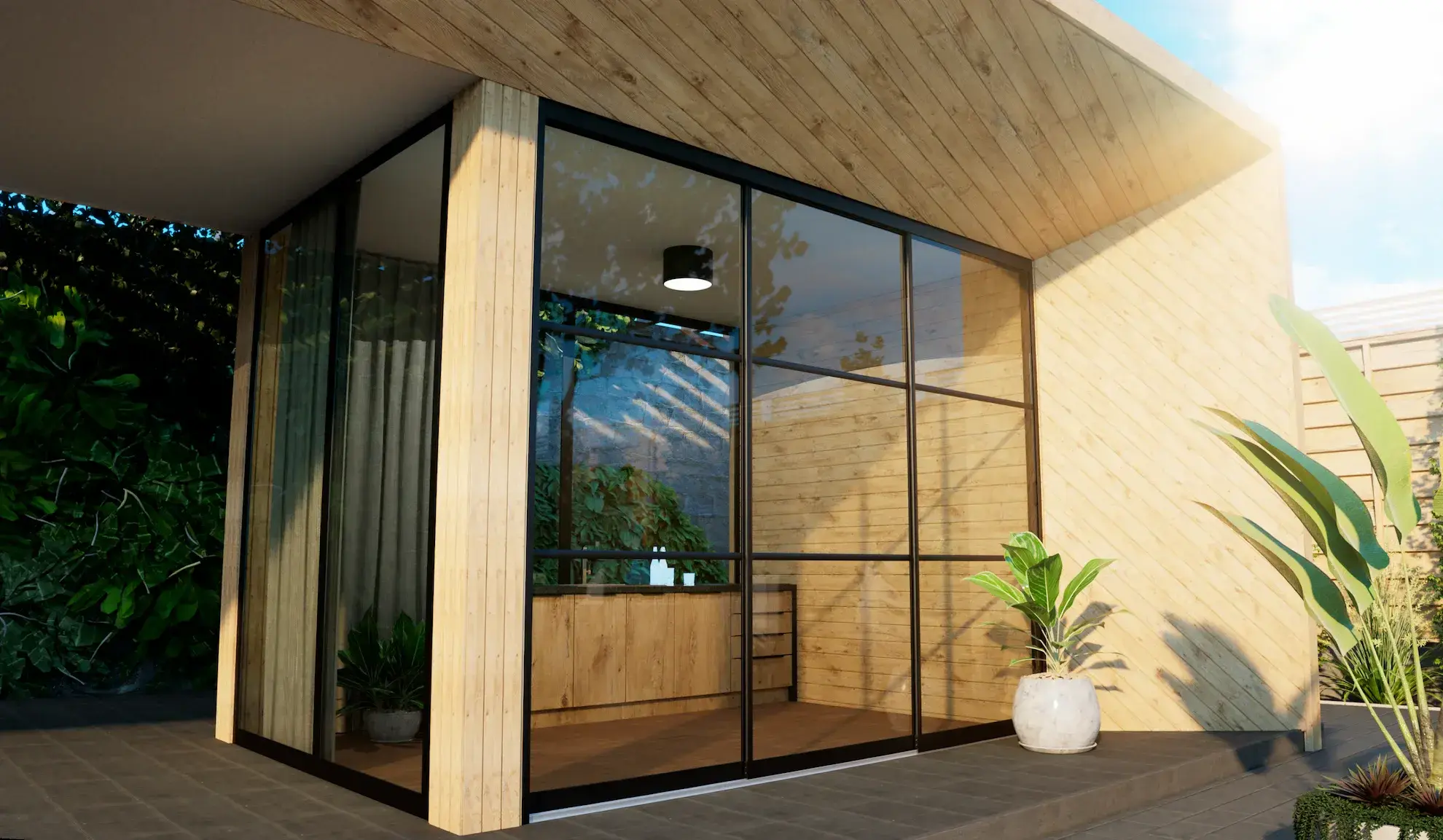 Steellook glazen schuifwand met 3 rails, houten plafond, leuke plantjes en aanrecht erbinnen.