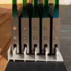 Steellook glazen schuifwand met 5 rails, wanden van voren recht naast elkaar zichtbaar